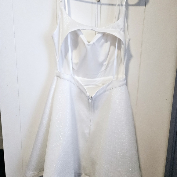 Juniors' Sweetheart-Neck Skater Dress - Picture 5 of 5